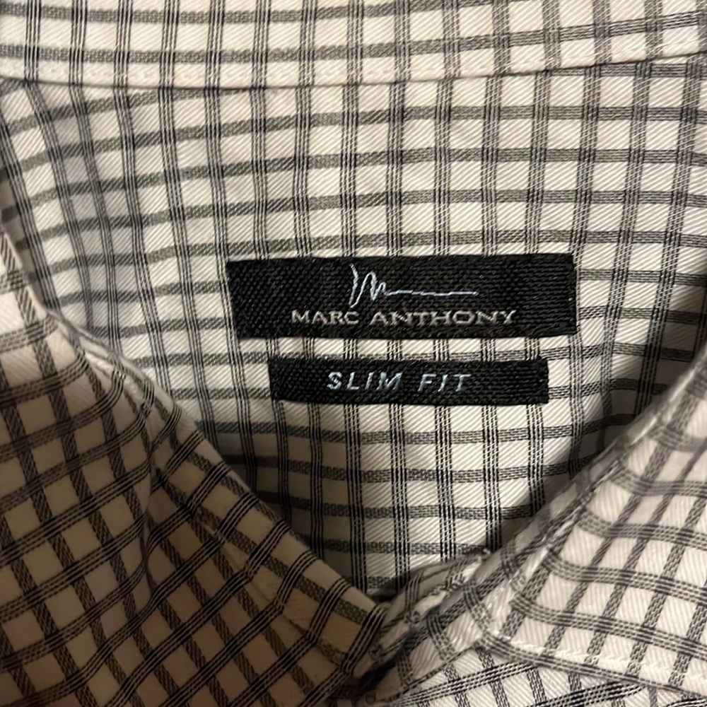 Button down top - Picture 3 of 3